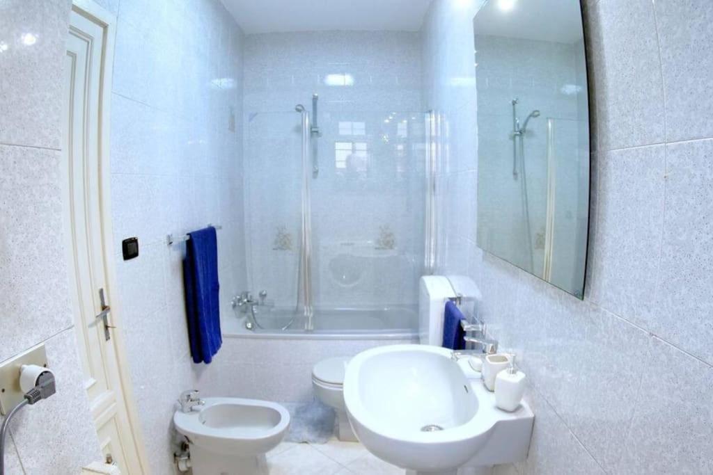 Centro - Vista Piazza Vittorio / Wi-fi & Netflix Apartment