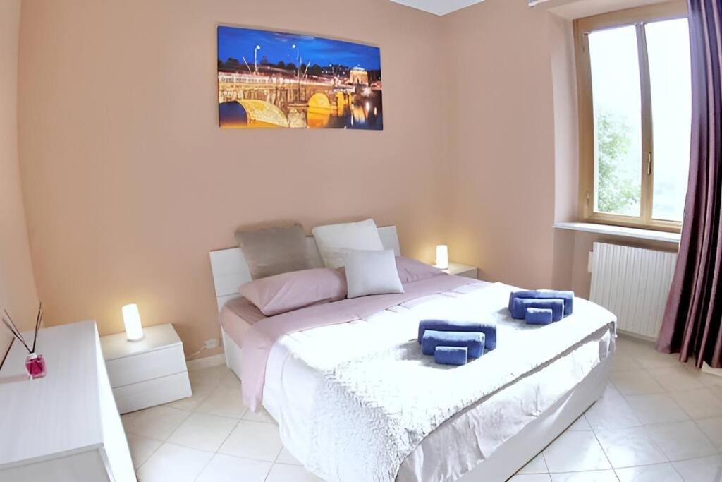Apartment Centro - Vista Piazza Vittorio / Wi-fi & Netflix *