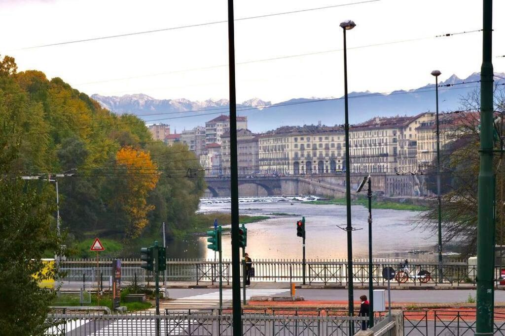 Centro - Vista Piazza Vittorio / Wi-fi & Netflix Apartment Turin